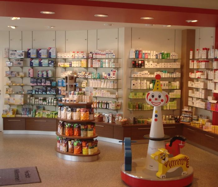 Beratungssituation in der Pasteur Apotheke München-Großhadern